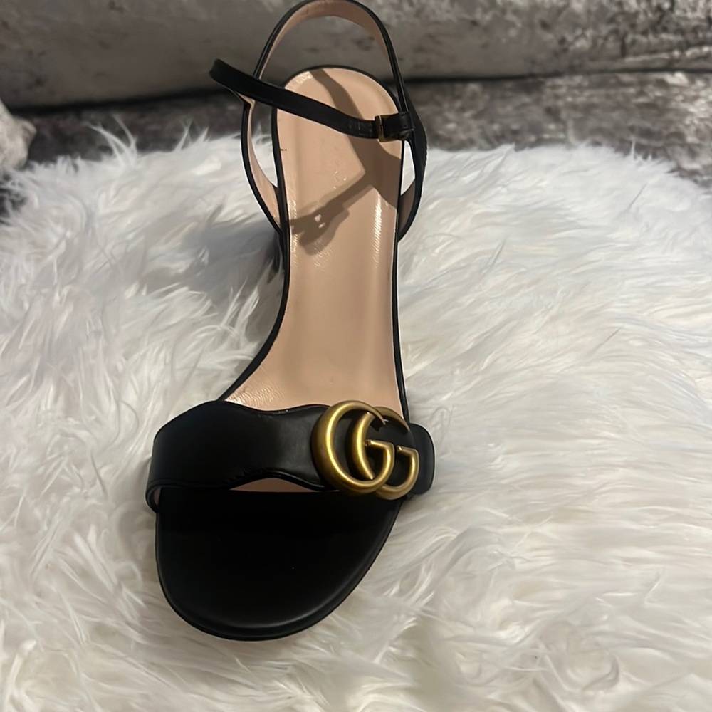 Gucci Nero Heels